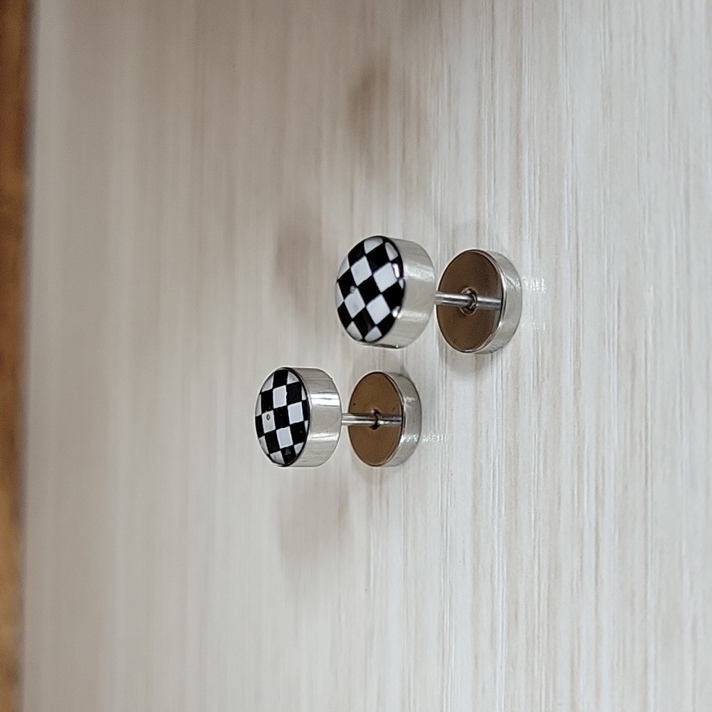 Checkered Dome Stud Earrings - Picture 5 of 5